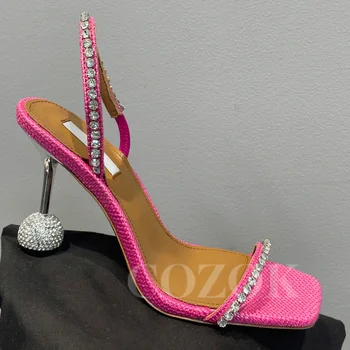 Модни дамски Сандали Годишният Нов Декор от страз Дизайн с една каишка Банкетни Дамски обувки-лодка С квадратна глава и отворени пръсти Сандали на висок ток