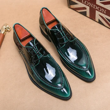 Мъжки модел обувки от лачена кожа, луксозна висококачествена кожа, класически модни мъжки обувки с перфорации тип 
