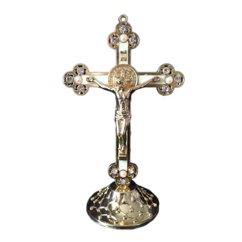 Полезно е разпънат на кръст с основния бод от сплав за украса на дома параклиси и религиозни подаръци (злато)